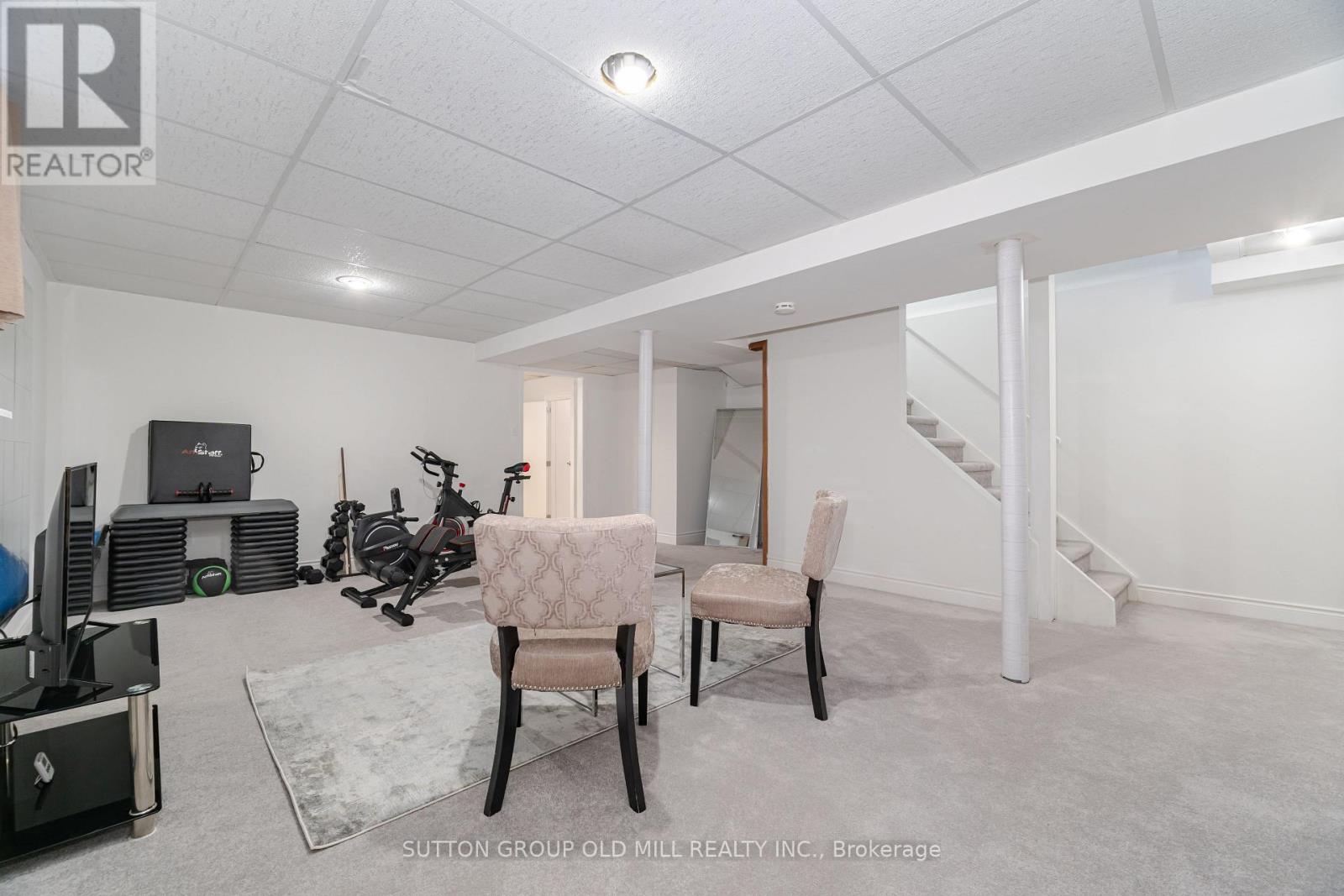 93 Indian Crescent, Hamilton, Ontario  L8V 4X4 - Photo 38 - X12530962