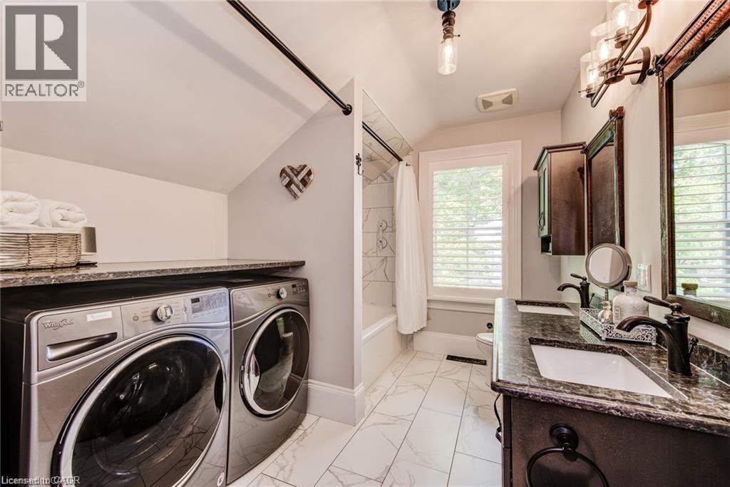 920 Orr Court, Kitchener, Ontario  N2R 1R4 - Photo 36 - 40787004