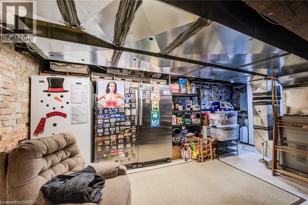 920 Orr Court, Kitchener, Ontario  N2R 1R4 - Photo 40 - 40787004