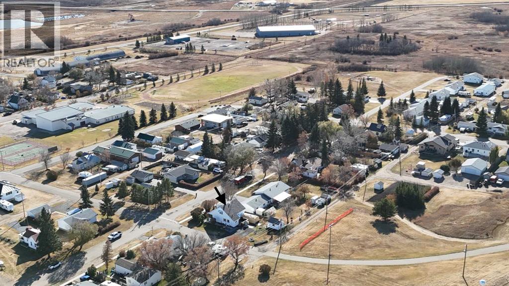 221 4th Avenue S, Big Valley, Alberta  T0J 0G0 - Photo 39 - A2266174