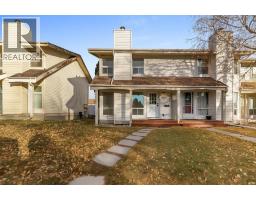 14 woodhill Road SW Woodlands