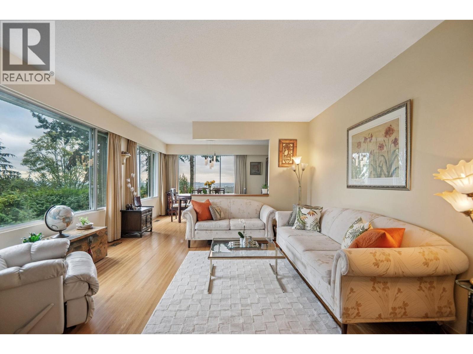 1089 KILMER ROAD, North Vancouver, British Columbia