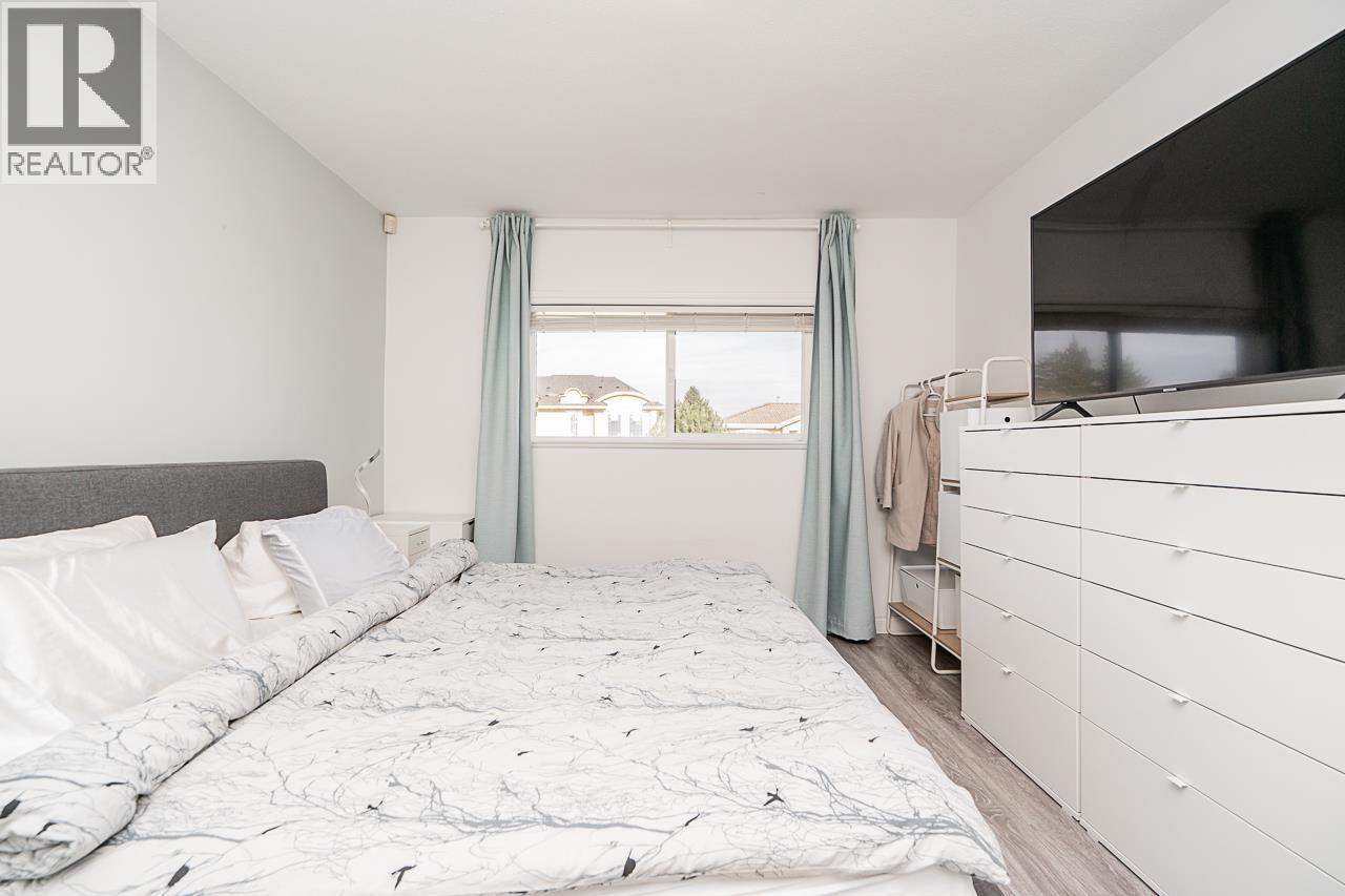 3738 Forest Street, Burnaby, British Columbia  V5G 1W6 - Photo 12 - R3066368