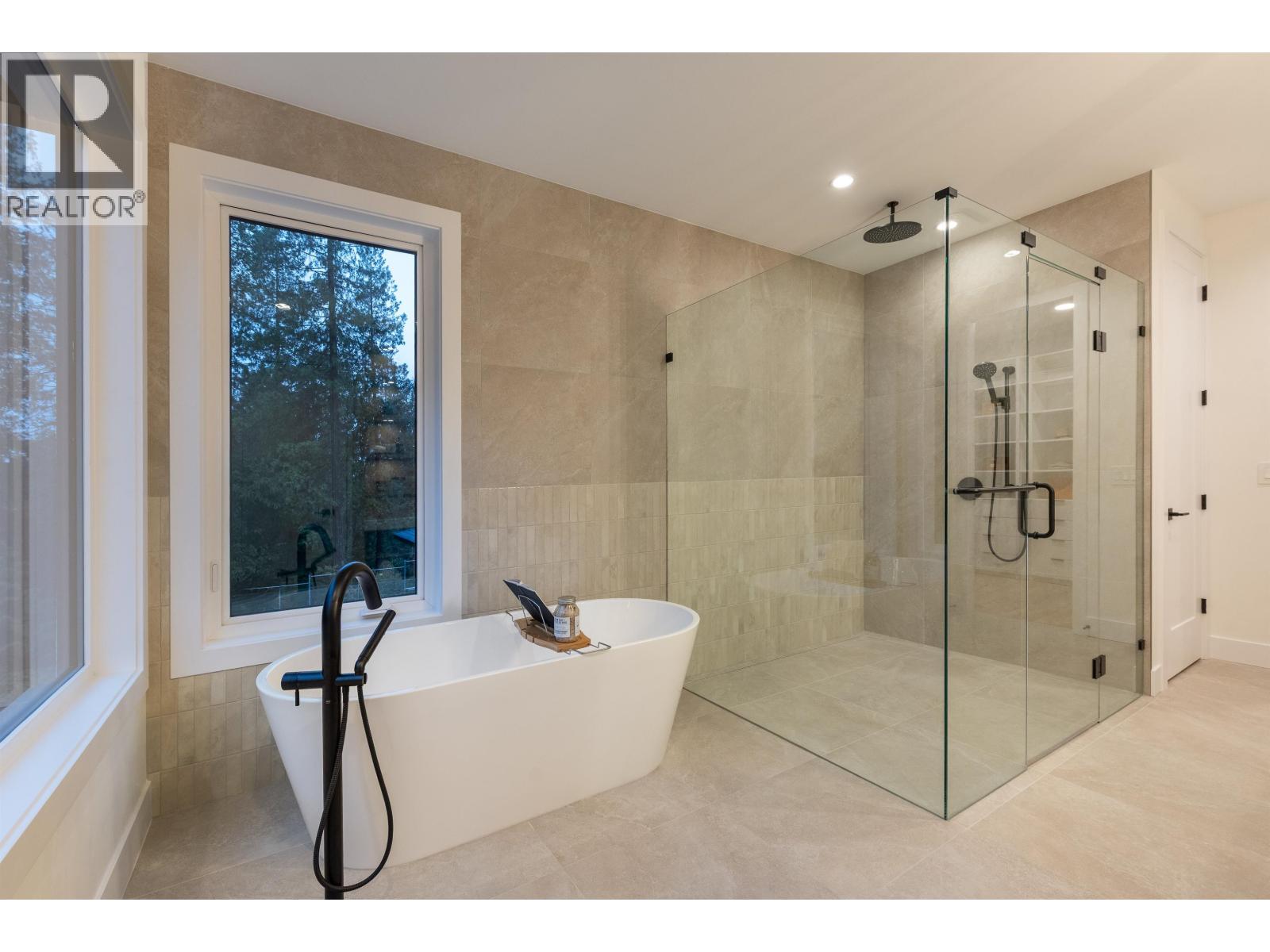 1423 Pipeline Place, Coquitlam, British Columbia  V3E 0V4 - Photo 23 - R3066383