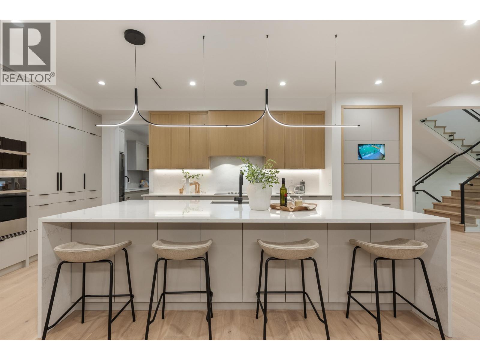 1423 Pipeline Place, Coquitlam, British Columbia  V3E 0V4 - Photo 5 - R3066383