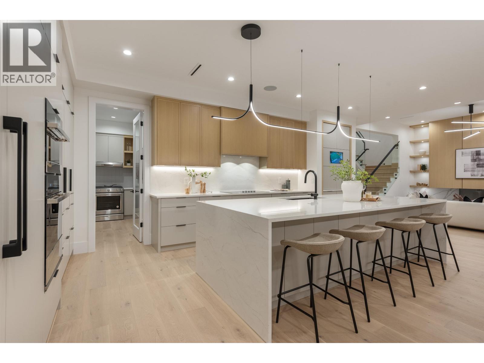 1423 Pipeline Place, Coquitlam, British Columbia  V3E 0V4 - Photo 6 - R3066383