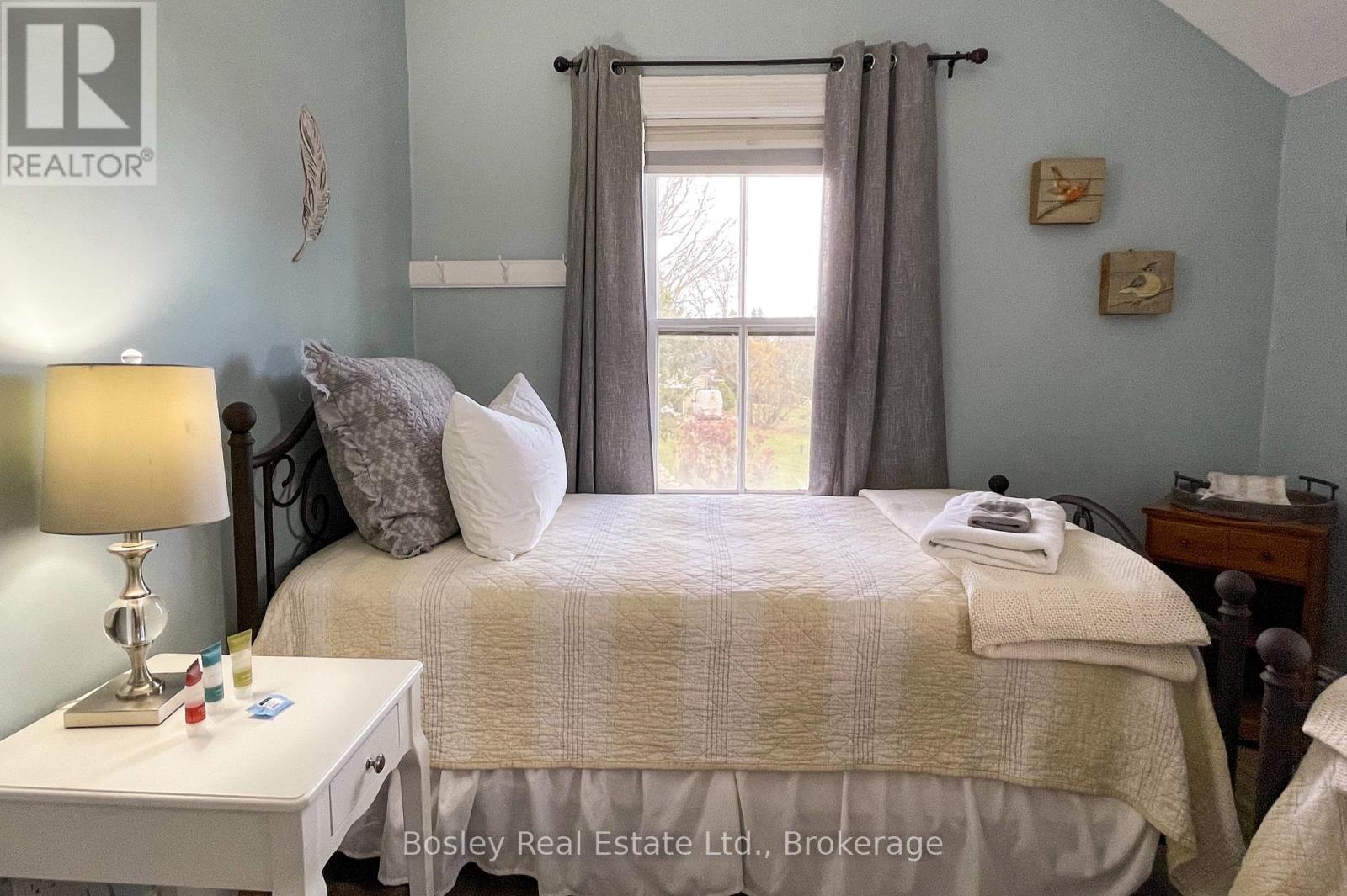 726004 22b Side Road, Meaford, Ontario  N4L 1W6 - Photo 14 - X12530282