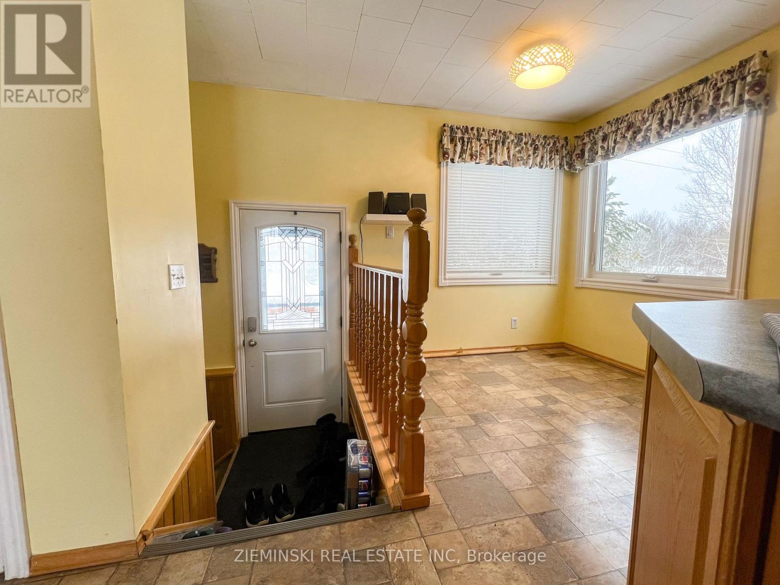 1119 Oil Tank Road, Iroquois Falls, Ontario  P0K 1G0 - Photo 6 - T12529308