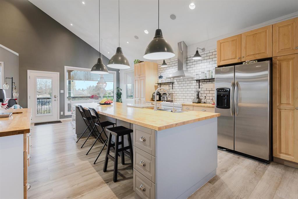 10 Veterans Way, Morris, Manitoba  R0G 1K0 - Photo 3 - 202528274