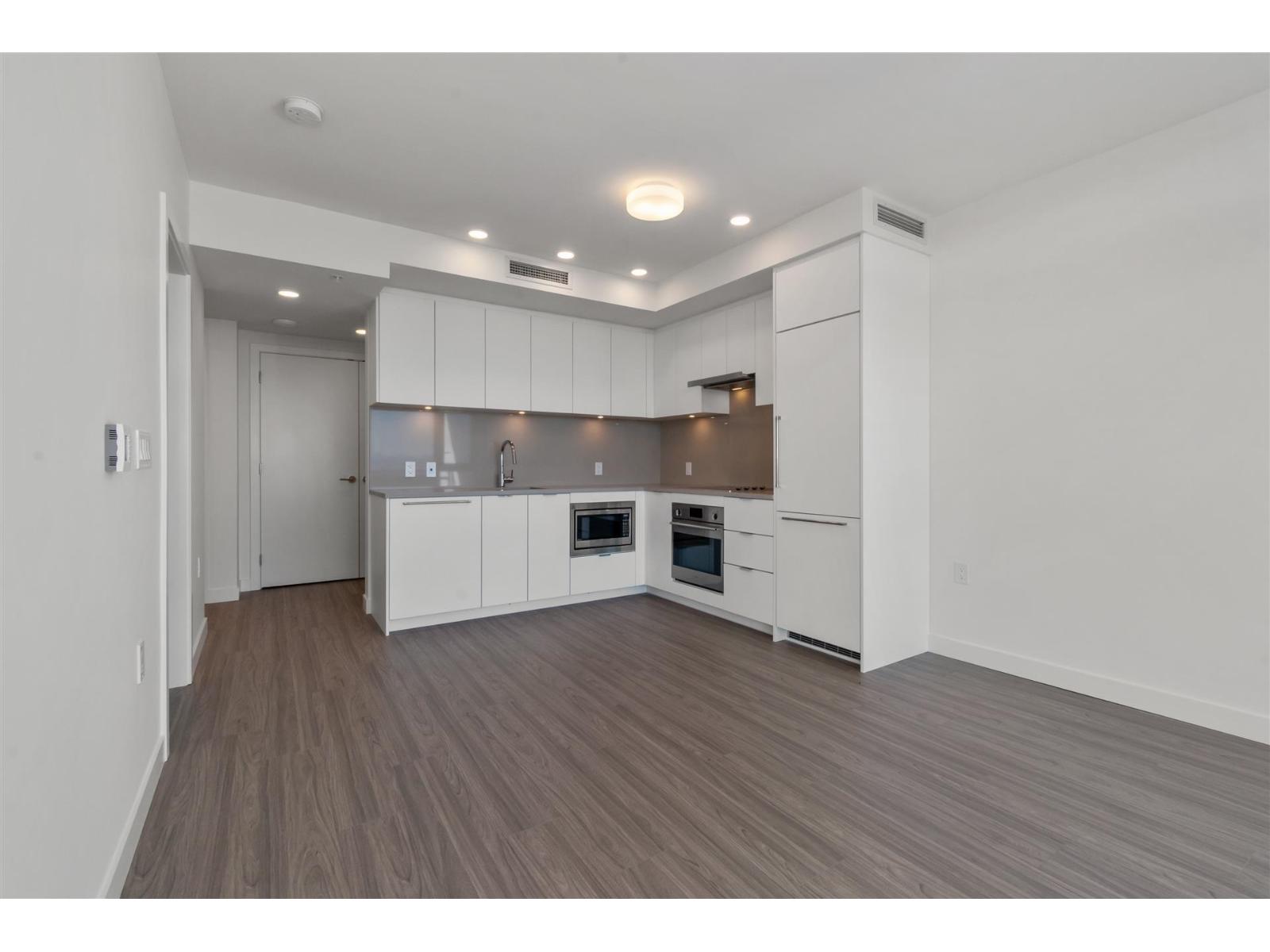 2312 13675 107a Avenue, Surrey, British Columbia  V3T 0X2 - Photo 4 - R3066406