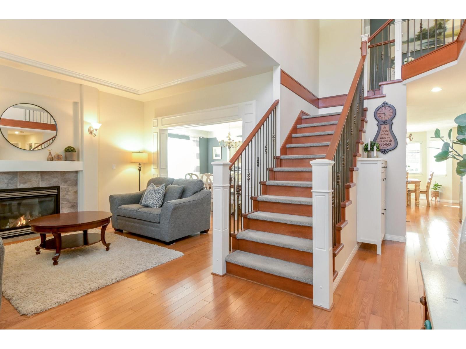 18290 Claytonwood Crescent, Surrey, British Columbia V3S 0M3 - Photo 6 - R3066151