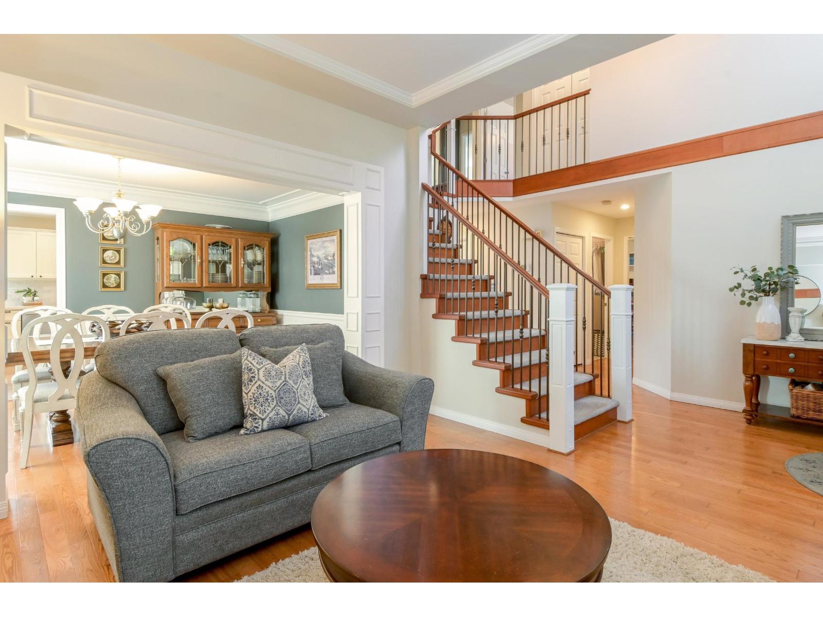 18290 Claytonwood Crescent, Surrey, British Columbia V3S 0M3 - Photo 5 - R3066151