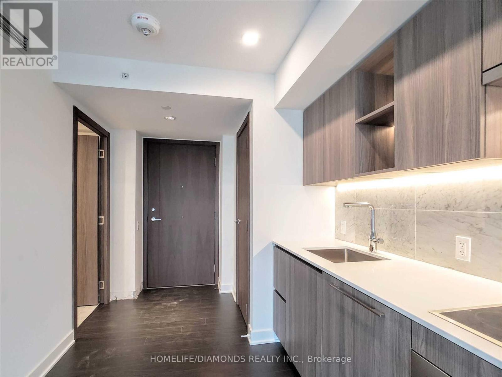 3509 - 17 Bathurst Street, Toronto, Ontario  M6A 2E1 - Photo 2 - C12531000