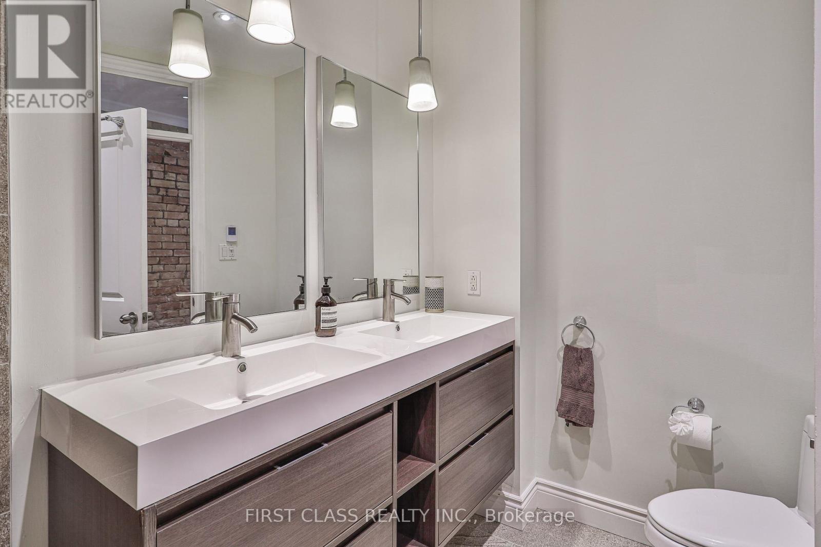 14 Herbert Avenue, Toronto, Ontario  M4L 3P9 - Photo 36 - E12530994