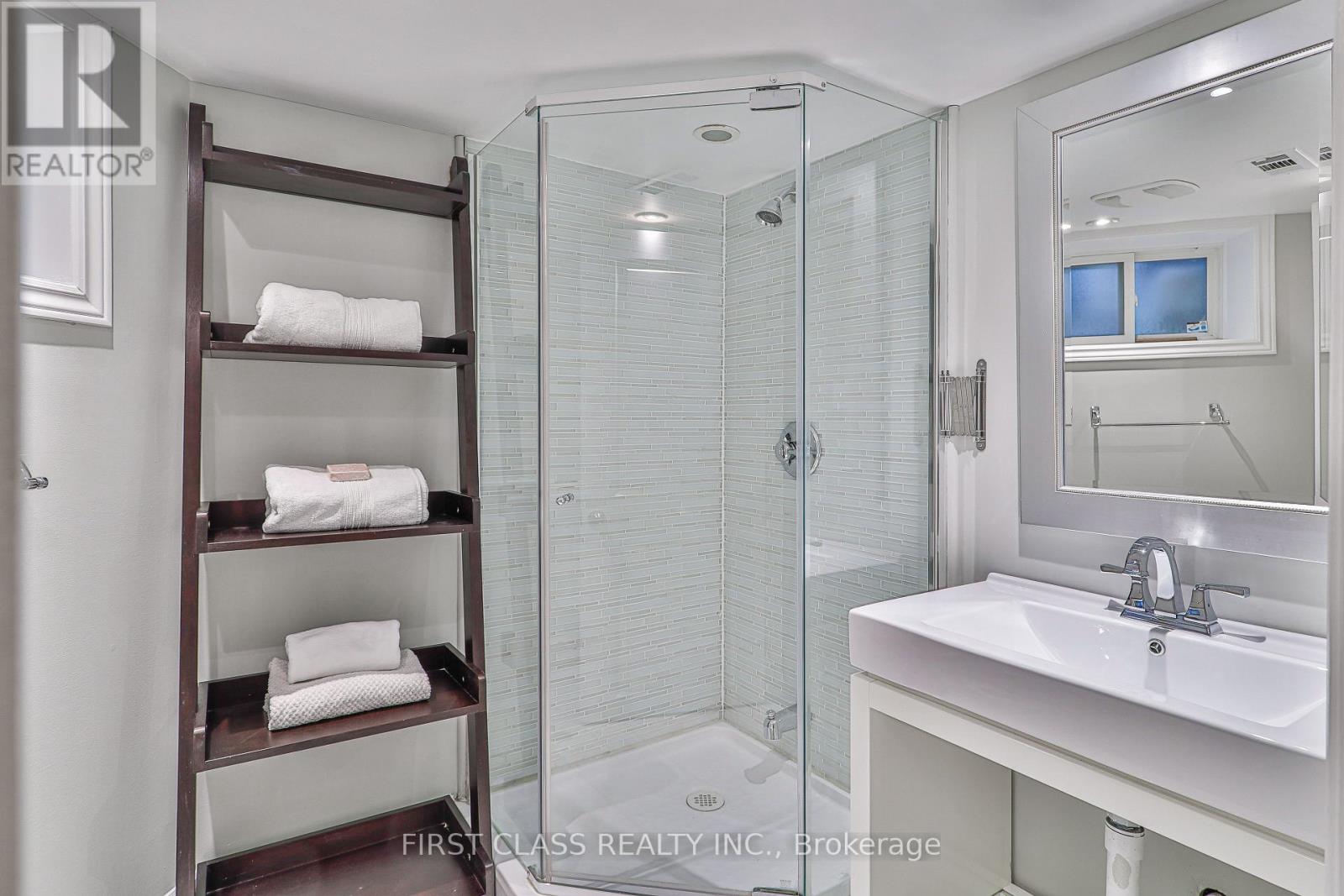 14 Herbert Avenue, Toronto, Ontario  M4L 3P9 - Photo 41 - E12530994