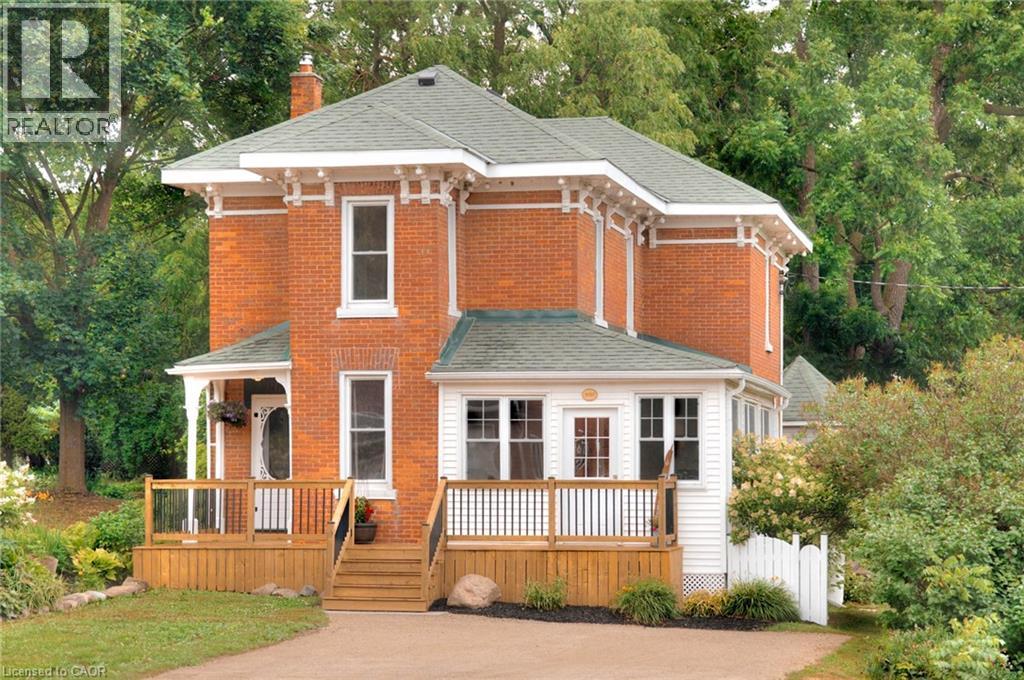 2027 VICTORIA Street, Howick, Ontario