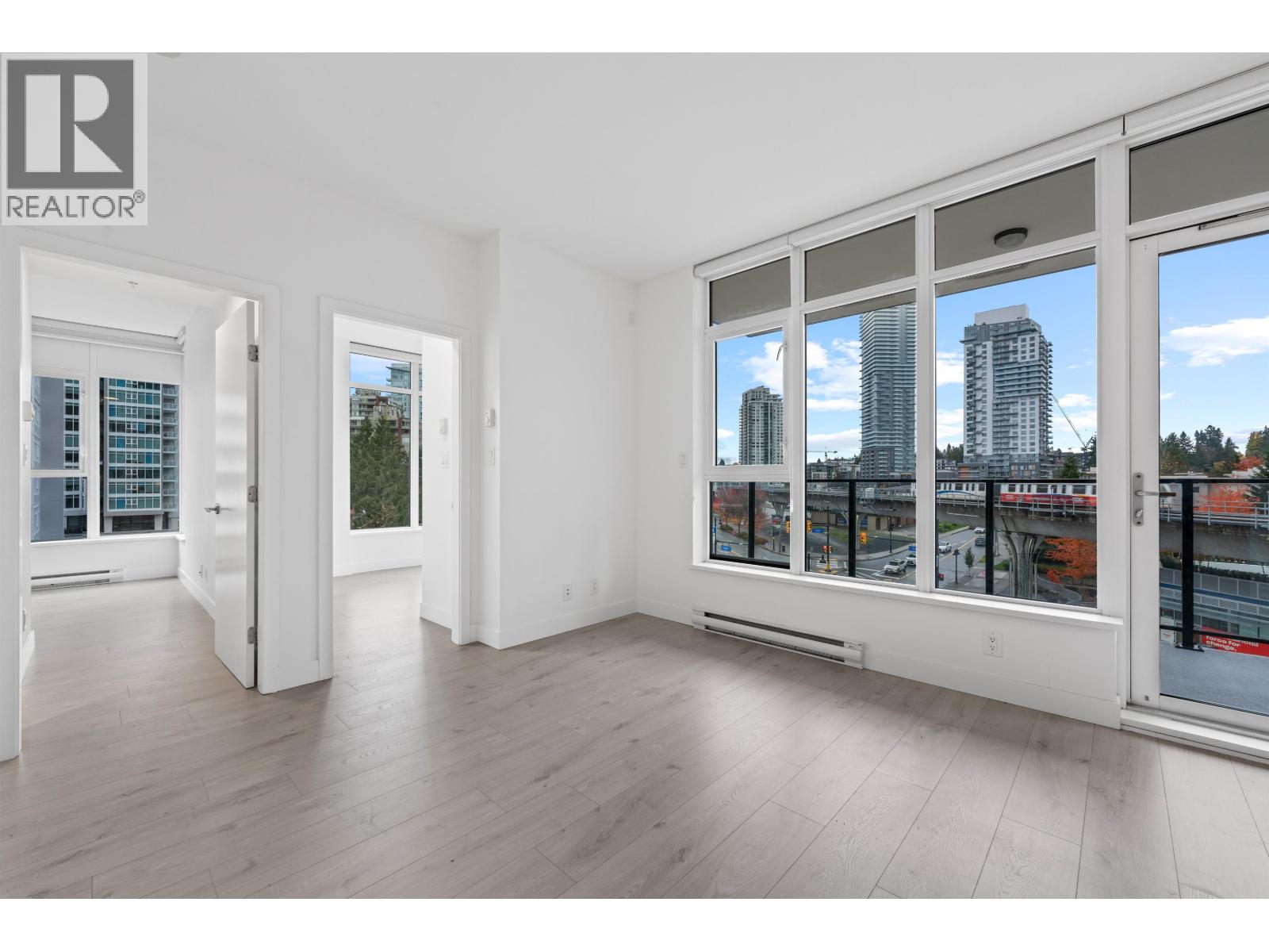 508 691 North Road, Coquitlam, British Columbia  V3J 0H9 - Photo 4 - R3066276