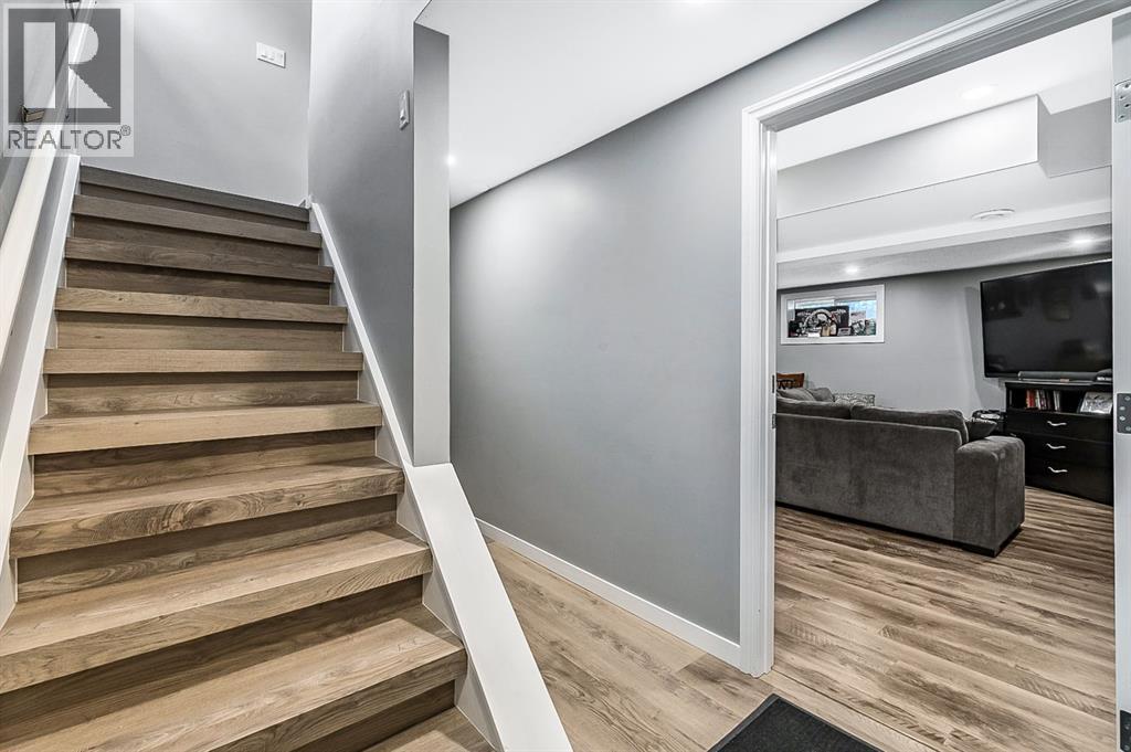 128 Queen Alexandra Close Se, Calgary, Alberta  T2J 3P8 - Photo 22 - A2262916