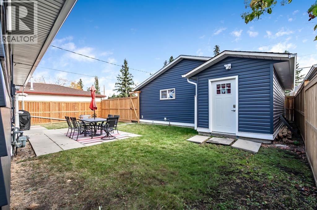 128 Queen Alexandra Close Se, Calgary, Alberta  T2J 3P8 - Photo 33 - A2262916