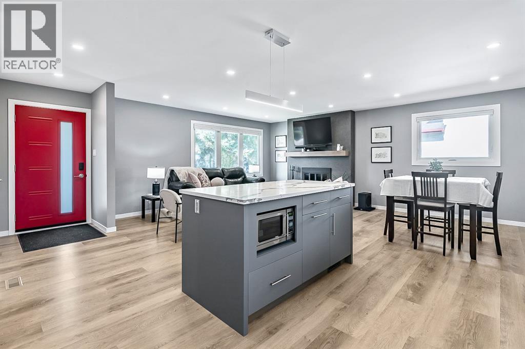 128 Queen Alexandra Close Se, Calgary, Alberta  T2J 3P8 - Photo 13 - A2262916