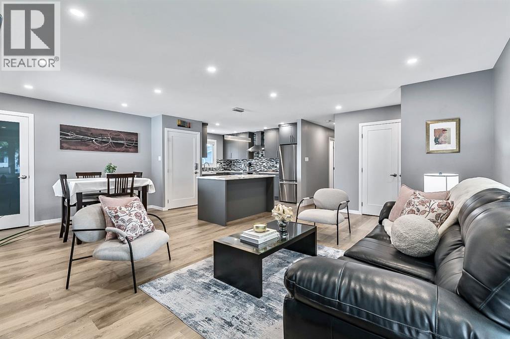 128 Queen Alexandra Close Se, Calgary, Alberta  T2J 3P8 - Photo 7 - A2262916