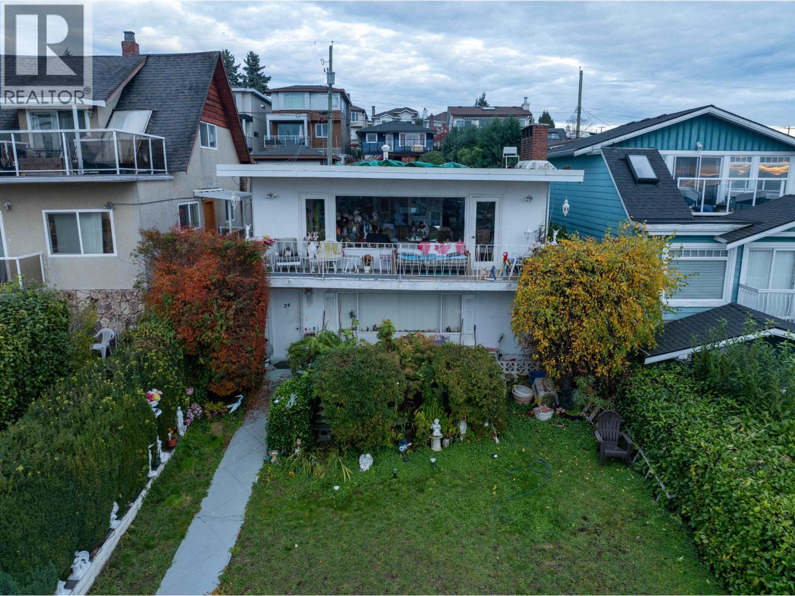 34 N Hythe Avenue, Burnaby, British Columbia  V5B 1G4 - Photo 15 - R3065541