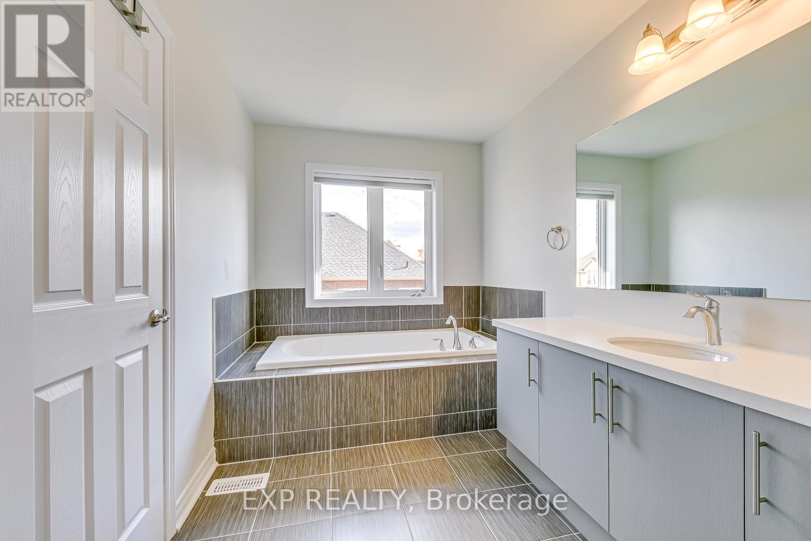 142 Toucan Trail, Oakville, Ontario  L6H 0Y2 - Photo 26 - W12531002