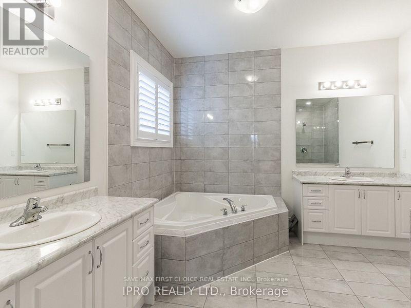 4051 Eternity Way, Oakville, Ontario  L6H 7B6 - Photo 34 - W12531004