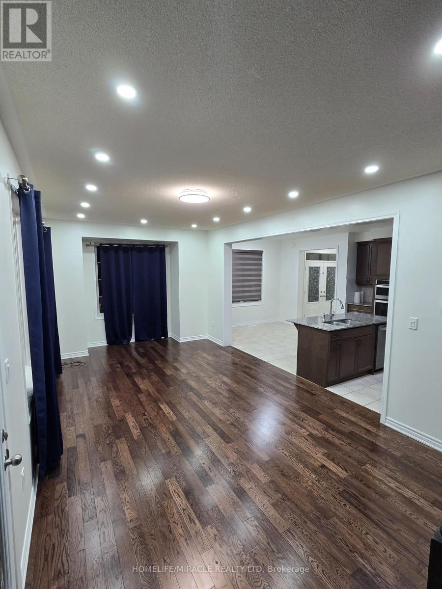 561 Queen Mary Drive, Brampton, Ontario  L7A 5H4 - Photo 37 - W12482177