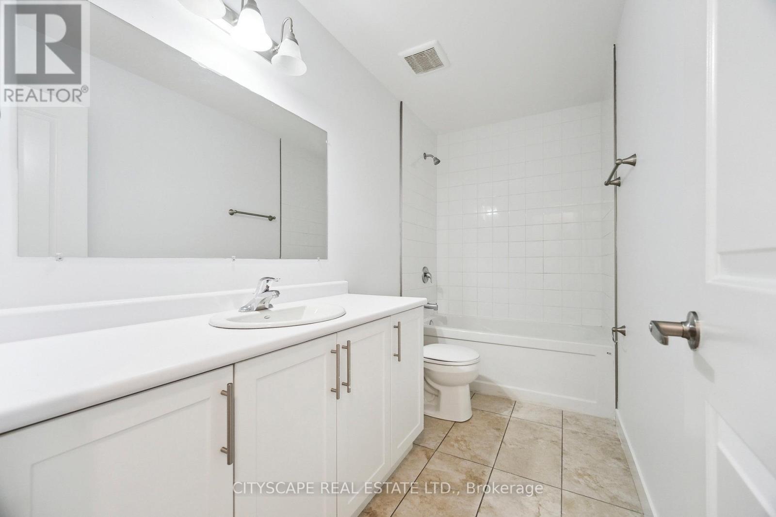 B3 - 439 Athlone Avenue, Woodstock, Ontario  N4V 0C8 - Photo 25 - X12530990