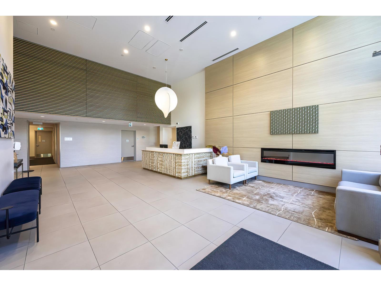 801 13318 104 Avenue, Surrey, British Columbia V3T 0R2 - Photo 3 - R3066421