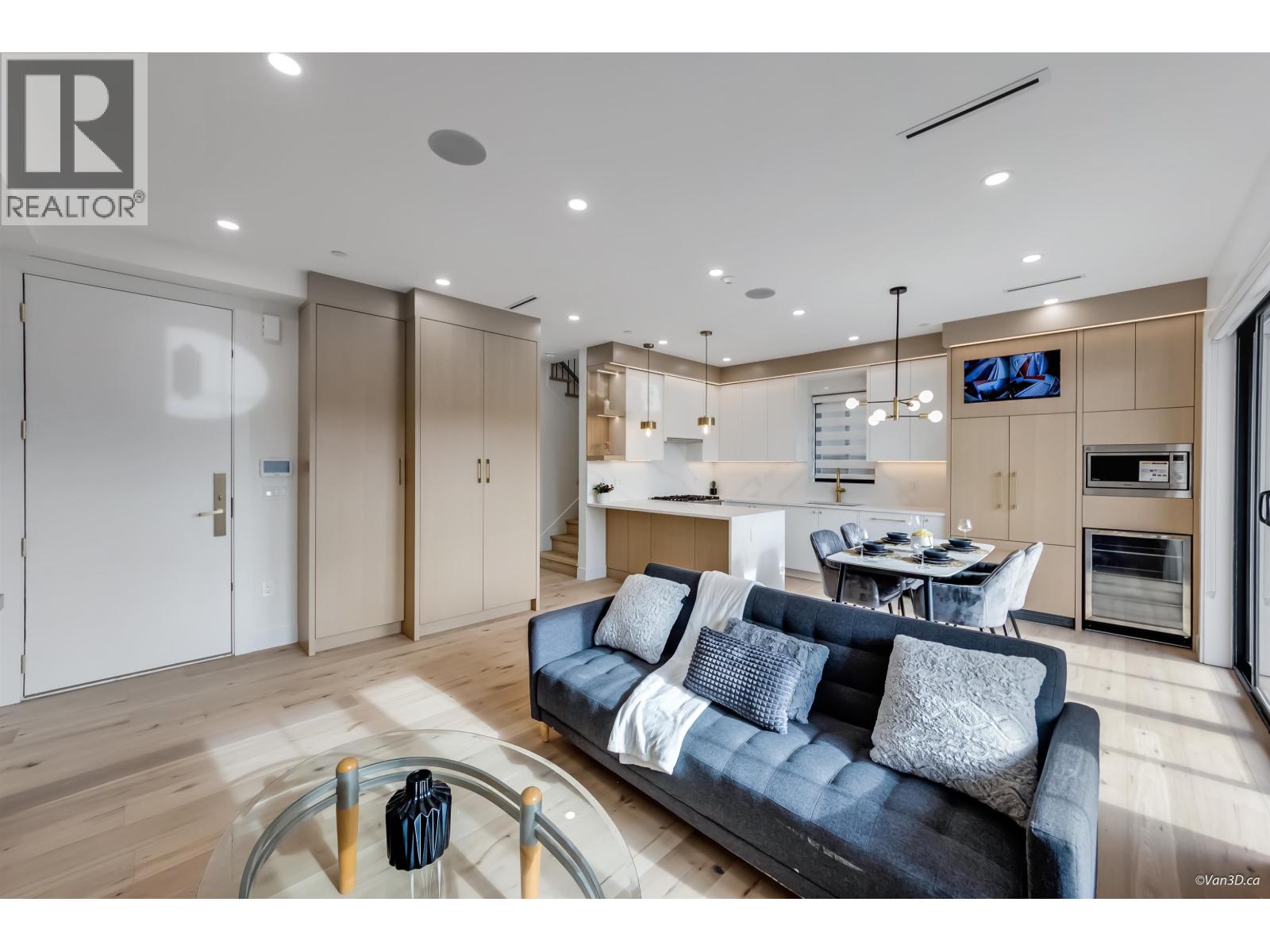 2 150 E 51 Avenue, Vancouver, British Columbia  V5X 1C3 - Photo 5 - R3066317