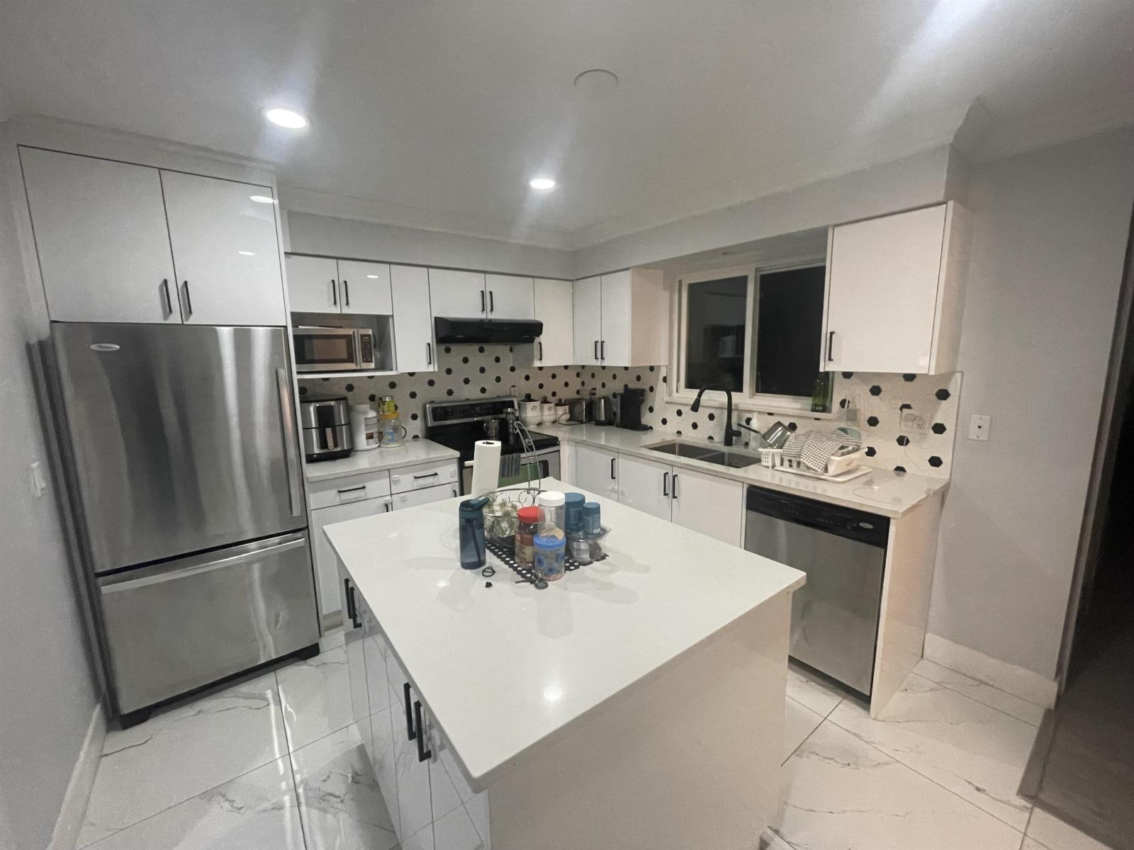 15077 86b Avenue, Surrey, British Columbia  V3S 4V3 - Photo 6 - R3065982