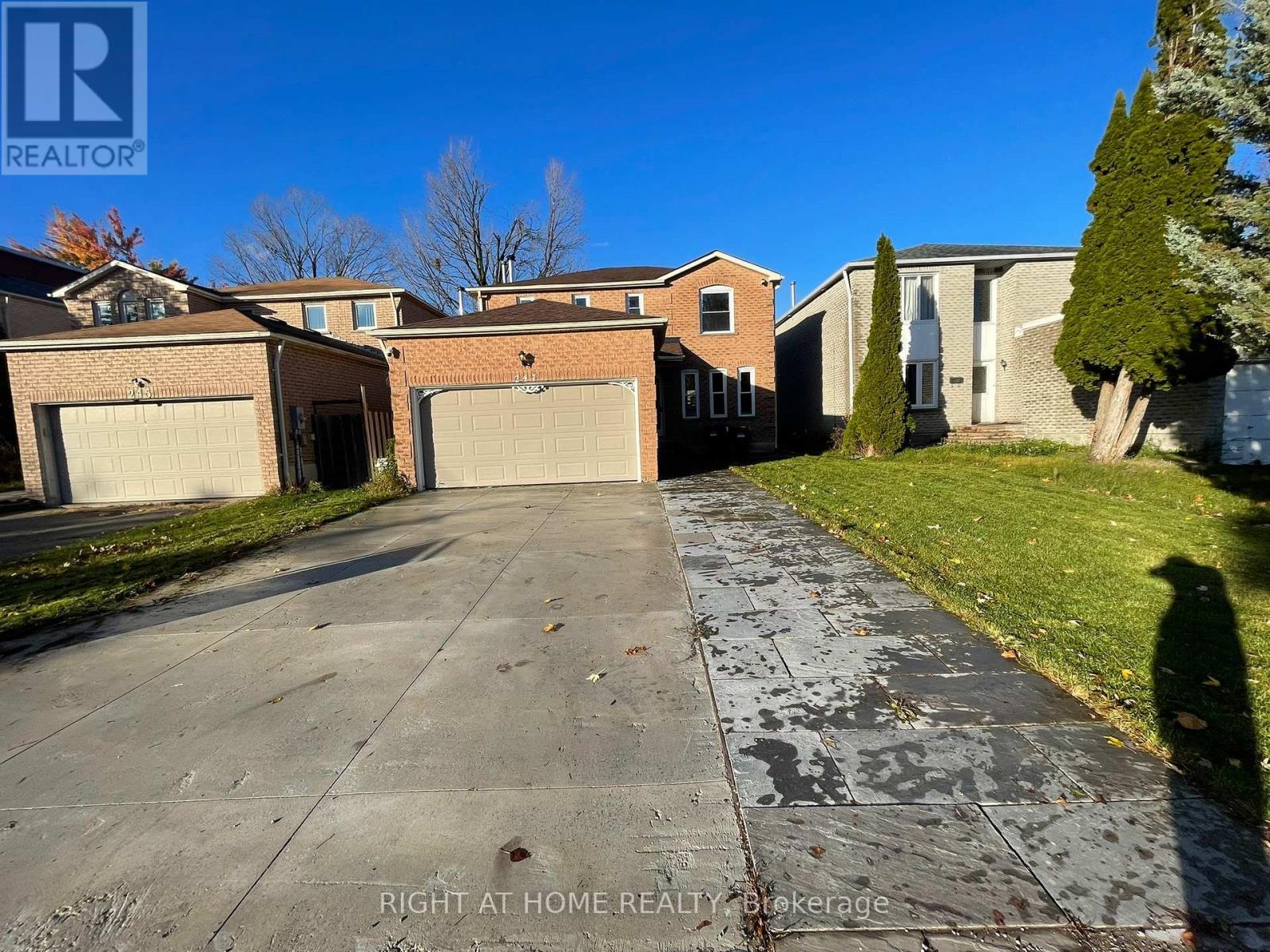 247 HICKLING TRAIL, Barrie, Ontario