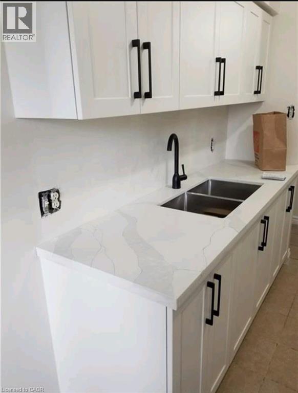 163 Chandler Drive Unit# 9, Kitchener, Ontario  N2E 1H1 - Photo 4 - 40786726