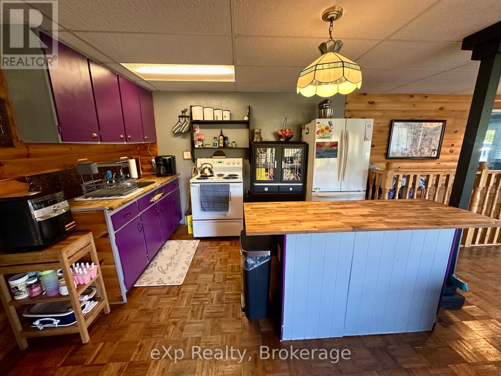 249 River Drive, Burk's Falls, Ontario  P0A 1C0 - Photo 13 - X12531032