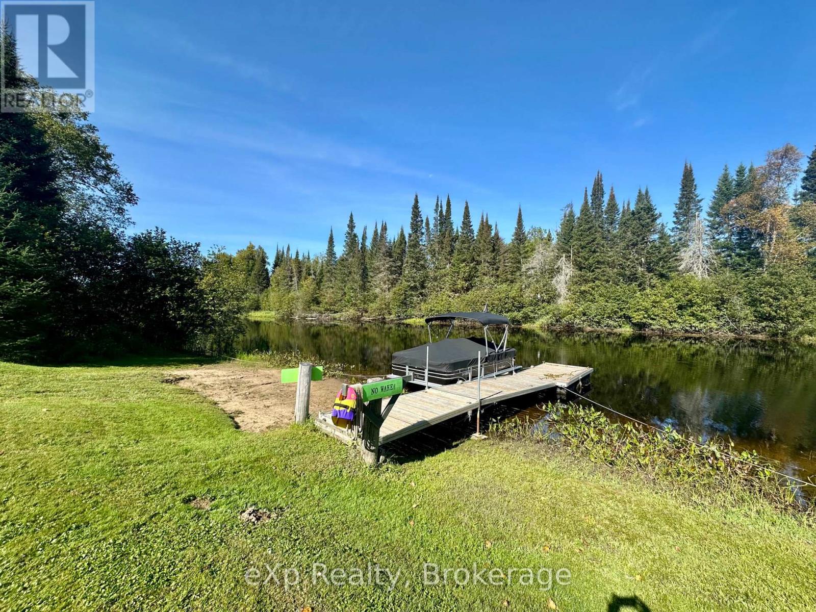 249 River Drive, Burk's Falls, Ontario  P0A 1C0 - Photo 42 - X12531032