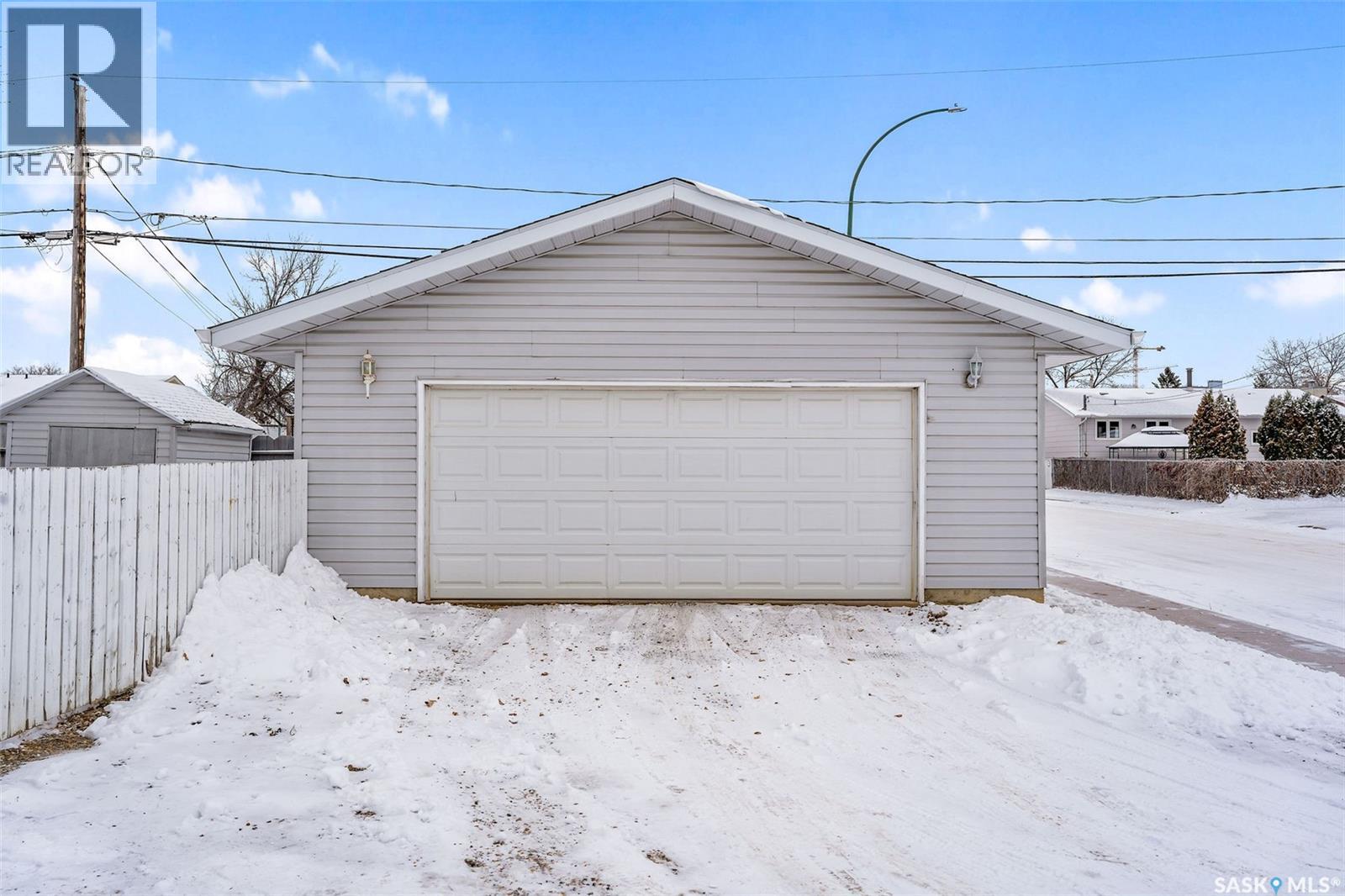 603 Macarthur Drive, Prince Albert, Saskatchewan  S6V 5X6 - Photo 40 - SK023765