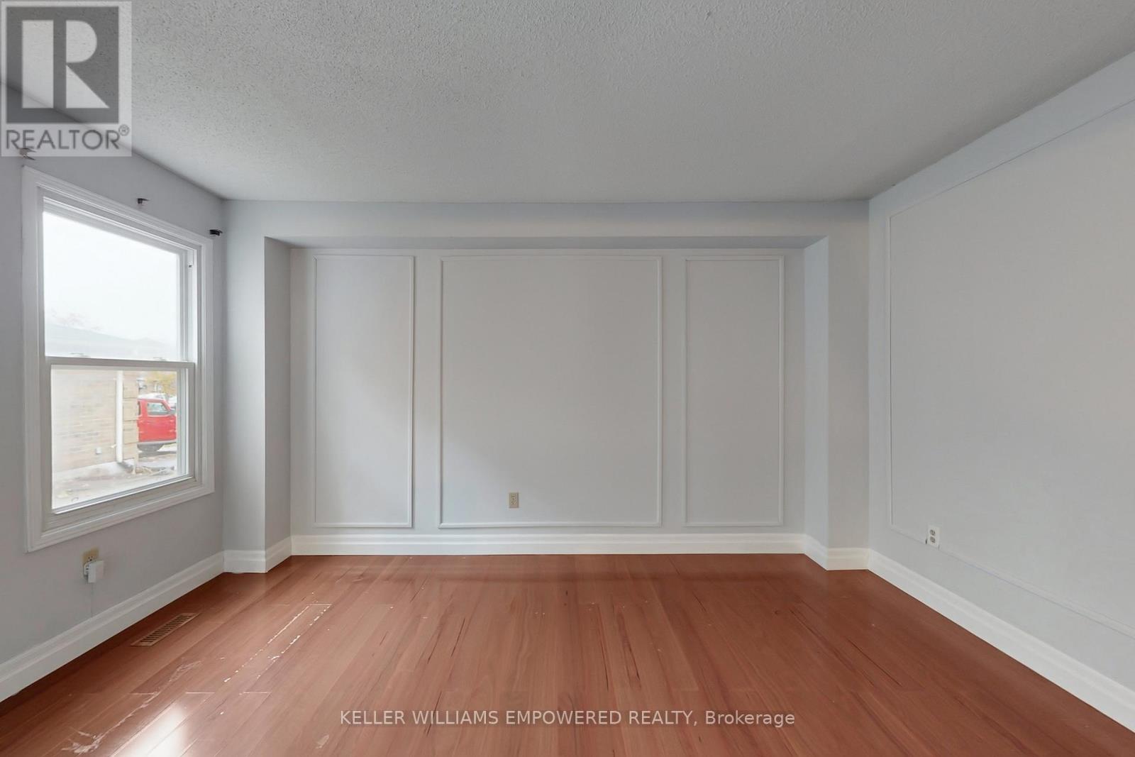 758 Aspen Road, Pickering, Ontario  L1V 3S3 - Photo 3 - E12503980