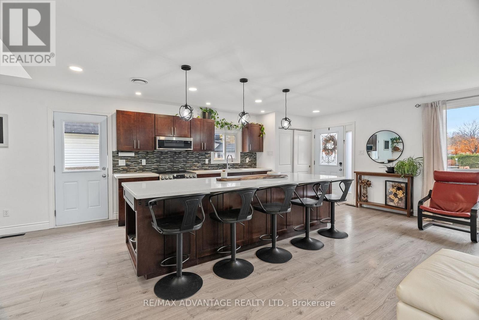 28 Sundridge Court, London South, Ontario  N5Z 4R5 - Photo 6 - X12529832