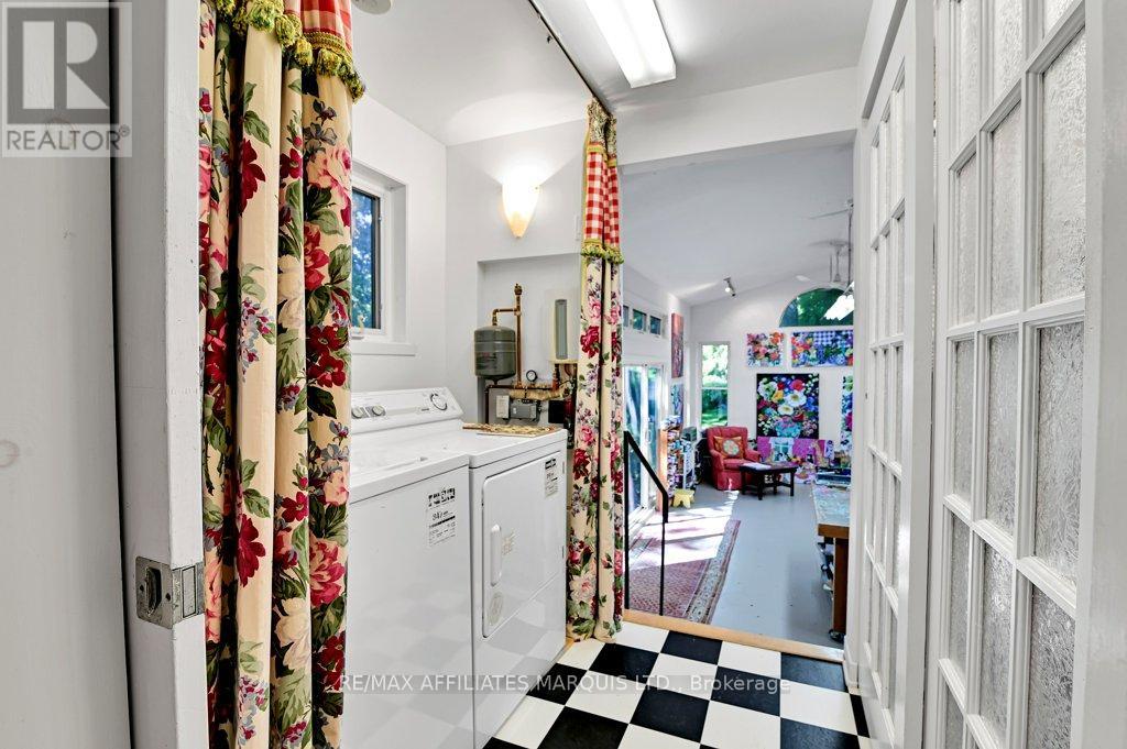 20369 Old Montreal Road, South Glengarry, Ontario  K0C 2C0 - Photo 12 - X12531020