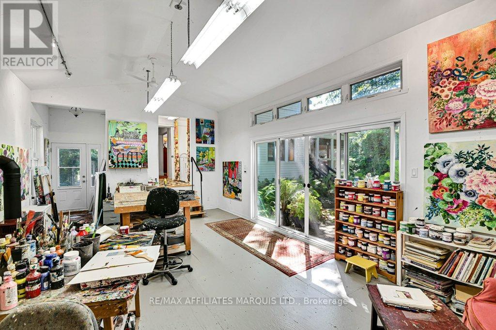 20369 Old Montreal Road, South Glengarry, Ontario  K0C 2C0 - Photo 13 - X12531020