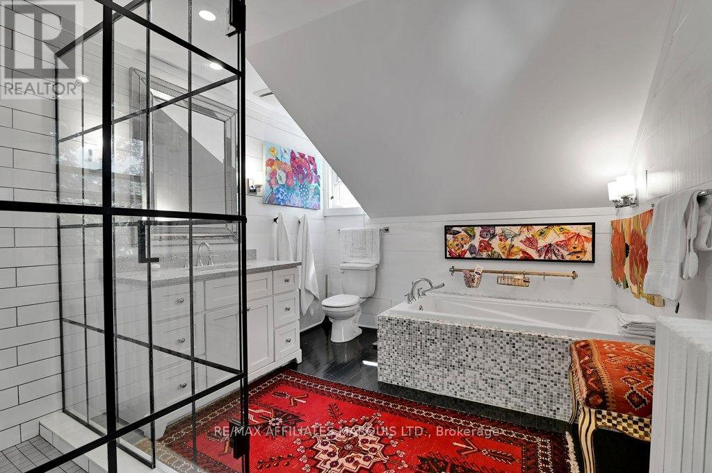 20369 Old Montreal Road, South Glengarry, Ontario  K0C 2C0 - Photo 17 - X12531020