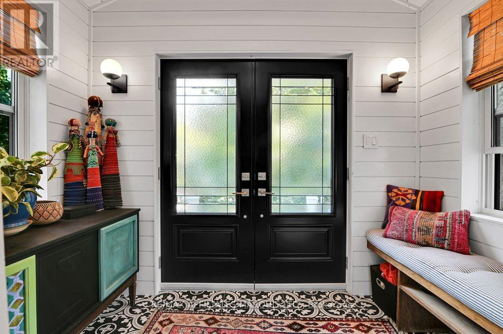 20369 Old Montreal Road, South Glengarry, Ontario  K0C 2C0 - Photo 3 - X12531020