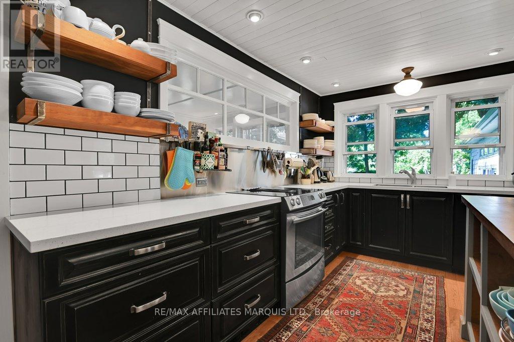 20369 Old Montreal Road, South Glengarry, Ontario  K0C 2C0 - Photo 8 - X12531020