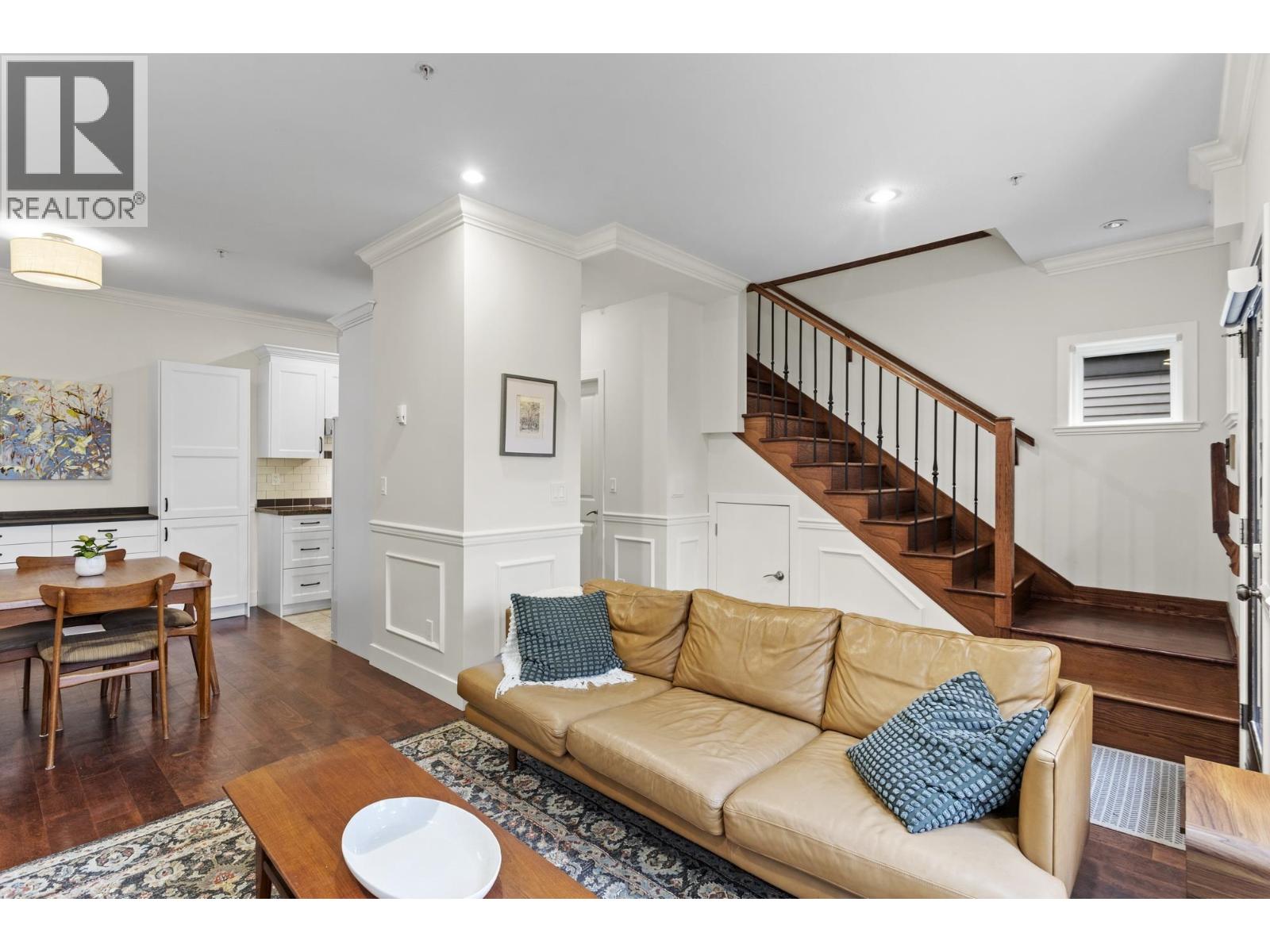 4463 Welwyn Street, Vancouver, British Columbia  V5N 3Z3 - Photo 5 - R3066239