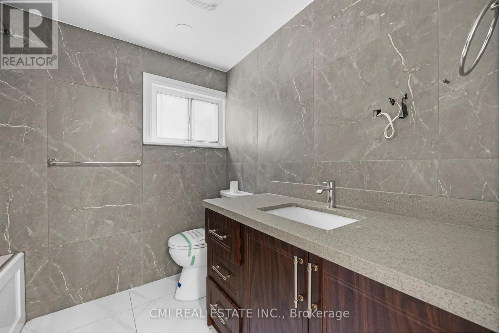 50 Apache Trail, Toronto, Ontario  M2H 2H7 - Photo 32 - C12531060
