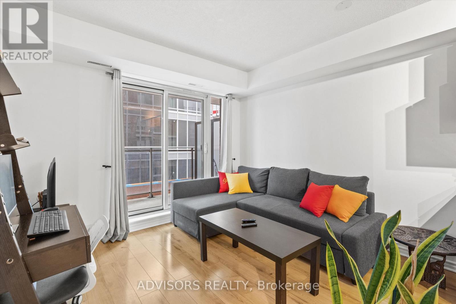 303 - 801 Sheppard Avenue W, Toronto, Ontario  M3H 2T3 - Photo 13 - C12531066