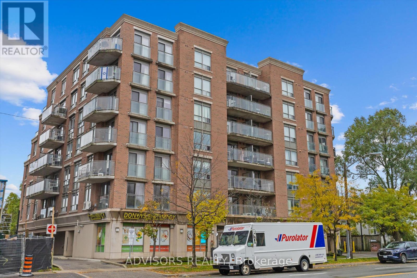 303 - 801 Sheppard Avenue W, Toronto, Ontario  M3H 2T3 - Photo 2 - C12531066
