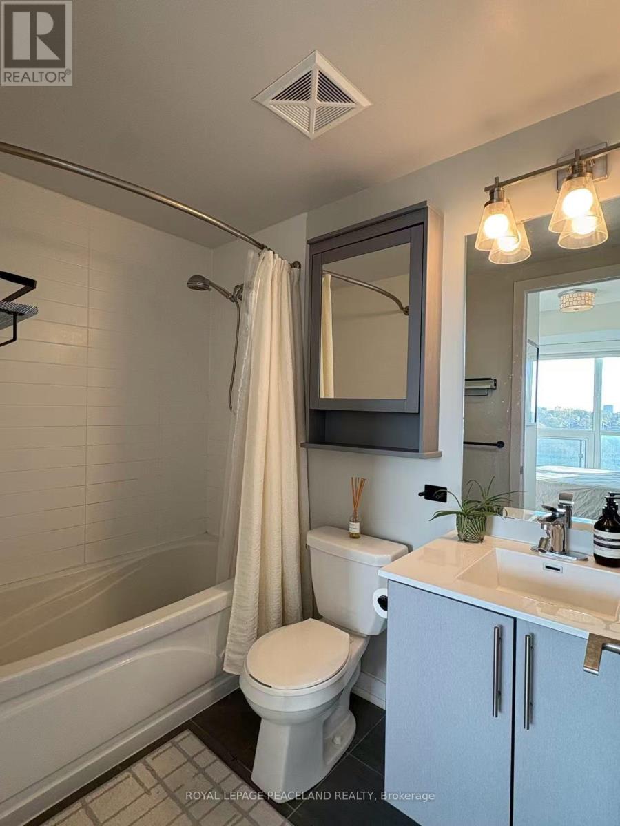 1105 - 60 Berwick Avenue, Toronto, Ontario  M5P 0A3 - Photo 5 - C12531096